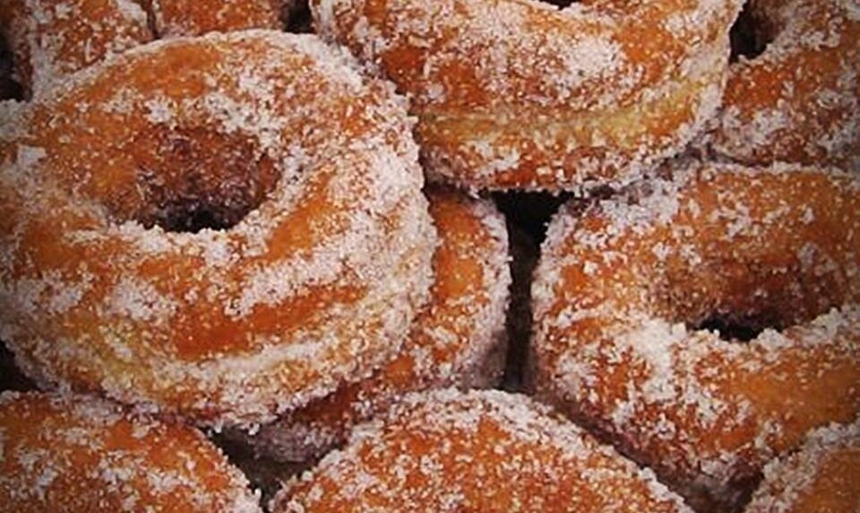 Roscos Fritos, Dulces de Semana Santa, receta de cocina casera y de la abuela